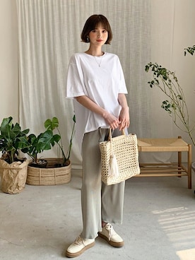 「DHOLIC（ディーホリック）のアイテム（Tシャツ/カットソー）」を使った、ディーホリックさん（レディース・165cm）の春コーディネート