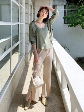 「DHOLIC（ディーホリック）の新作10％OFF（Tシャツ/カットソー）」を使った、ディーホリックさん（レディース・165cm）の春コーディネート