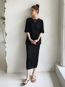 「プリーツ」｜ディーホリックさん（レディース・165cm）の春コーディネート