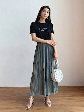 「DHOLIC（ディーホリック）の新作10％OFF（Tシャツ/カットソー）」を使った、ディーホリックさん（レディース・165cm）の夏コーディネート