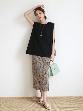 「DHOLIC（ディーホリック）のアイテム（その他）」を使った、ディーホリックさん（レディース・165cm）の夏コーディネート