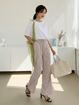 「DHOLIC（ディーホリック）の新作10％OFF（Tシャツ/カットソー）」を使った、ディーホリックさん（レディース・160cm）の夏コーディネート