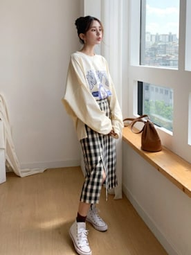 「DHOLIC（ディーホリック）の新作10％OFF（Tシャツ/カットソー）」を使った、ディーホリックさん（レディース・164cm）の秋コーディネート