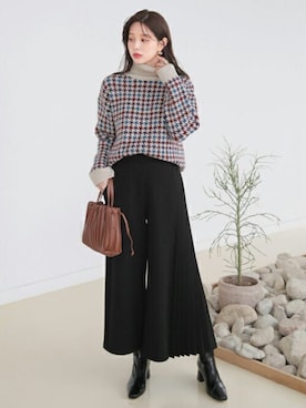 「アイテム（トップス、ベージュ系）」を使った、ディーホリックさん（レディース・165cm）の冬コーディネート