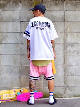 「STORES.jp（ストアーズドットジェーピー）のILLCOMMONS LINE SOCKS WHITE（イルコモンズ  ラインソックス　ホワイト）（ソックス/靴下）」を使った、PUBLICATIONさん（メンズ・168cm）の夏コーディネート