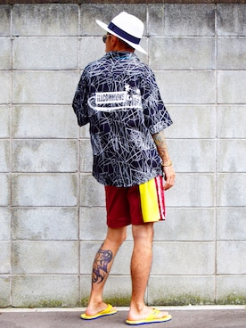 「STORES.jp（ストアーズドットジェーピー）のアイテム（シャツ/ブラウス）」を使った、PUBLICATIONさん（メンズ・168cm）の夏コーディネート