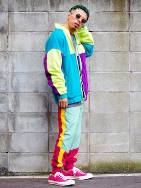 「アイテム（雑貨/ホビー）」を使った、PUBLICATIONさん（メンズ・168cm）の秋コーディネート