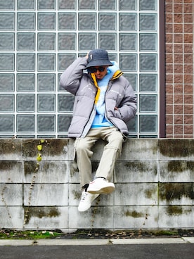 「STORES.jp（ストアーズドットジェーピー）のアイテム（Tシャツ/カットソー）」を使った、PUBLICATIONさん（メンズ・168cm）の冬コーディネート