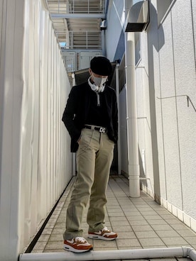 「Dickies（ディッキーズ）のアイテム（カーゴパンツ、ベージュ系）」を使った、たっくん(インスタメイン)さん（メンズ・168cm）の春コーディネート
