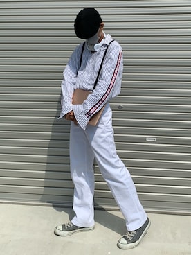 「アイテム（PC・スマホグッズ/家電、ゴールド系）」を使った、たっくん(インスタメイン)さん（メンズ・168cm）の春コーディネート