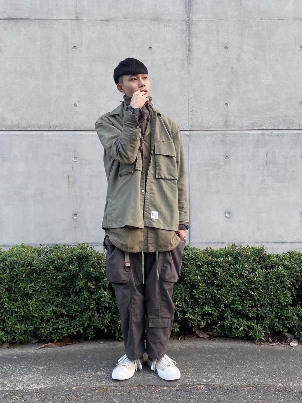 「ootd、outfit、outfitoftheday、outdoor、Taiwan」｜「plain-meのアイテム（ジャケット/アウター、グリーン系）」を使った、BIn_さん（メンズ・180cm）の冬コーディネートの1枚目の写真