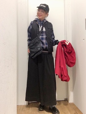 「アイテム（ミリタリージャケット、レッド系）」を使った、happachinさん（レディース・164cm）の冬コーディネート