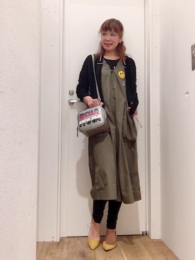 「アイテム（ボディバッグ/ウエストポーチ、シルバー系）」を使った、happachinさん（レディース・164cm）の春コーディネート