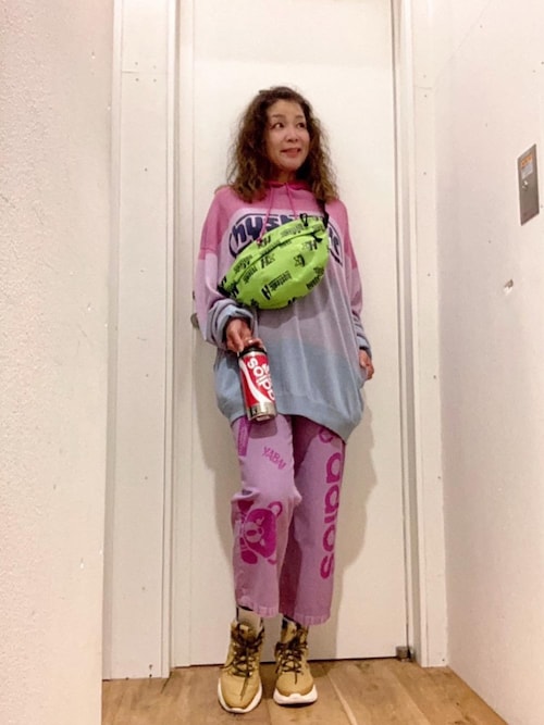 Hysteric Glamour ヒステリックグラマー の水筒を使ったレディース人気ファッションコーディネート Sciaky