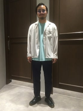 「カラーTシャツ」｜「アイテム（スラックス）」を使った、林さん（メンズ・175cm）の春コーディネート