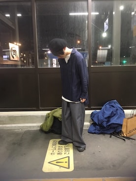 「CABANE de ZUCCa（カバンドズッカ）のアイテム（スニーカー）」を使った、毛さん（メンズ・165cm）の春コーディネート
