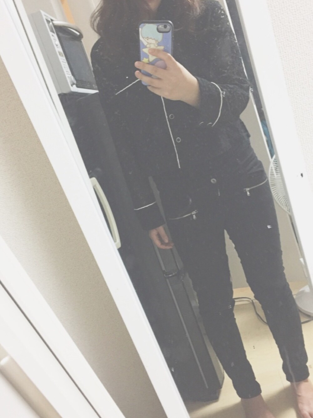 「JILL STUARTのフィルレースパジャマブラウス（シャツ/ブラウス、ブラック系）」を使った、shellymayさん（レディース・162cm）の秋コーディネートの1枚目の写真