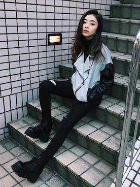 「厚底」｜「アイテム（ライダースジャケット）」を使った、KUMIさん（レディース・164cm）の春コーディネート