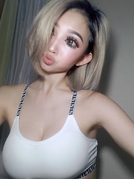 「アイテム（チューブトップ）」を使った、MINORIさん（レディース・160cm）の夏コーディネート