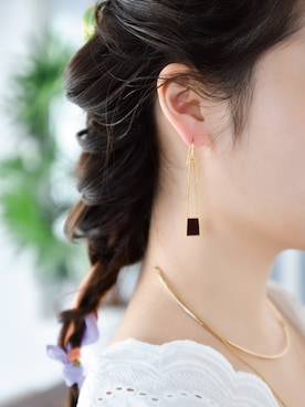 「アイテム（チョーカー）」を使った、JEWEL ADDICT STAFFさん（レディース・165cm）の夏コーディネート