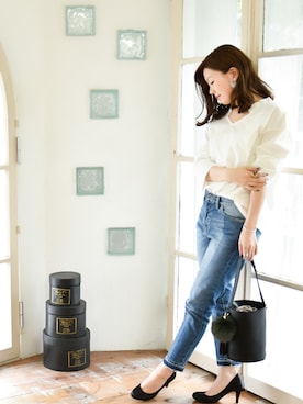 「Phoebe（フィービィー）のアイテム」を使った、JEWEL ADDICT STAFFさん（レディース・165cm）の秋コーディネート