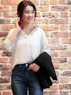 「Phoebe（フィービィー）のアイテム」を使った、JEWEL ADDICT STAFFさん（レディース・165cm）の秋コーディネート