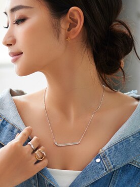 「ノーカラージャケット」｜「アイテム（アクセサリー）」を使った、JEWEL ADDICT STAFFさん（レディース・165cm）の冬コーディネート