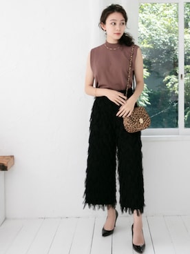 「アイテム（バングル/リストバンド）」を使った、JEWEL ADDICT STAFFさん（レディース・165cm）の秋コーディネート