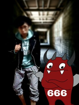 「BLACK by VANQUISH(ブラックバイバンキッシュ)のアイテム(ライダースジャケット)」を使った、THE MAD HATTERさん(メンズ・181cm)の秋コーディネート