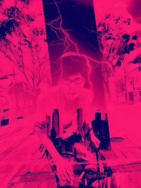 「PPFM（ピーピーエフエム）のアイテム（パンツ）」を使った、THE MAD HATTERさん（メンズ・180cm）の夏コーディネート