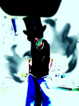 「semantic design（セマンティックデザイン）のアイテム（ベスト）」を使った、THE MAD HATTERさん（メンズ・180cm）の夏コーディネート