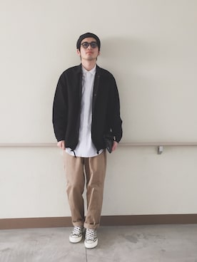 「semoh（セモー）のアイテム（トップス）」を使った、真鍋 嶺さん（メンズ・174cm）の春コーディネート