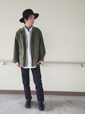 「semoh（セモー）のアイテム（トップス）」を使った、真鍋 嶺さん（メンズ・174cm）の春コーディネート