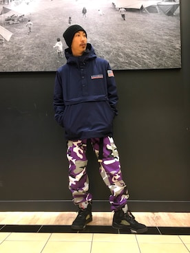 「AVIREX（アヴィレックス）のアイテム（マウンテンパーカー）」を使った、Daiki habaさん（メンズ・165cm）の冬コーディネート