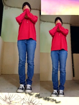 「UNIQLO（ユニクロ）のアイテム（Tシャツ/カットソー、レッド系）」を使った、E-R!さん（レディース・162cm）の秋コーディネート