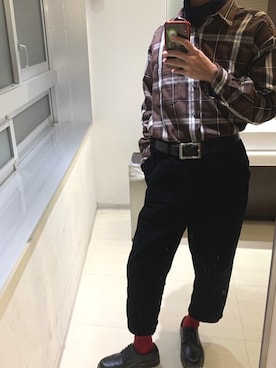 「ブラウン×ブラック」｜Muさん（メンズ・177cm）の冬コーディネート