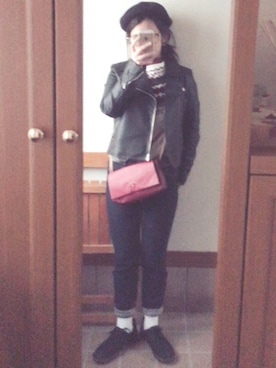 「インディゴデニム」｜「アイテム（ハンチング/ベレー帽）」を使った、erikaさん（レディース・152cm）の冬コーディネート