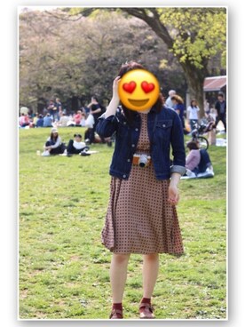 「earth music&ecology（アースミュージックアンドエコロジー）の【MORE5月号掲載】【宮崎あおいCM着用アイテム】【2016Spring】《バリバリデニム!》デニムＧジャン（デニムジャケット）」を使った、なおみさん（レディース・164cm）の春コーディネート