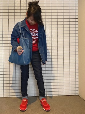 「Birthday（バースデイ）のアイテム（デニムジャケット、ブルー系）」を使った、haruhiko.toukoさん（キッズ）の春コーディネート