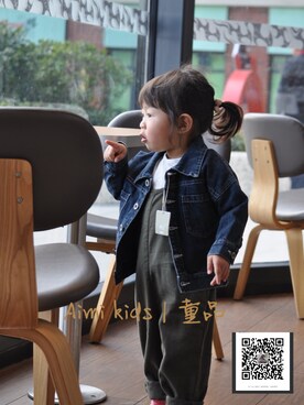 「xxbyのアイテム（デニムジャケット、ブルー系）」を使った、Aimiさん（レディース）の冬コーディネート