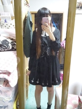 「病みかわいい」｜「アイテム（ワンピース/ドレス）」を使った、†りりにゃん†さん（レディース・159cm）の春コーディネート