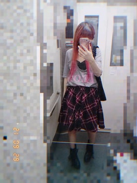 「膝丈スカート」｜†りりにゃん†さん（レディース・159cm）の秋コーディネート