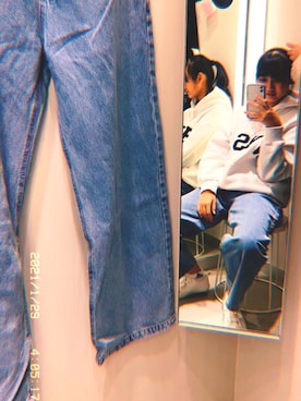 「KANGOL（カンゴール）のアイテム（スリッポン）」を使った、MADIさん（レディース・172cm）の冬コーディネート