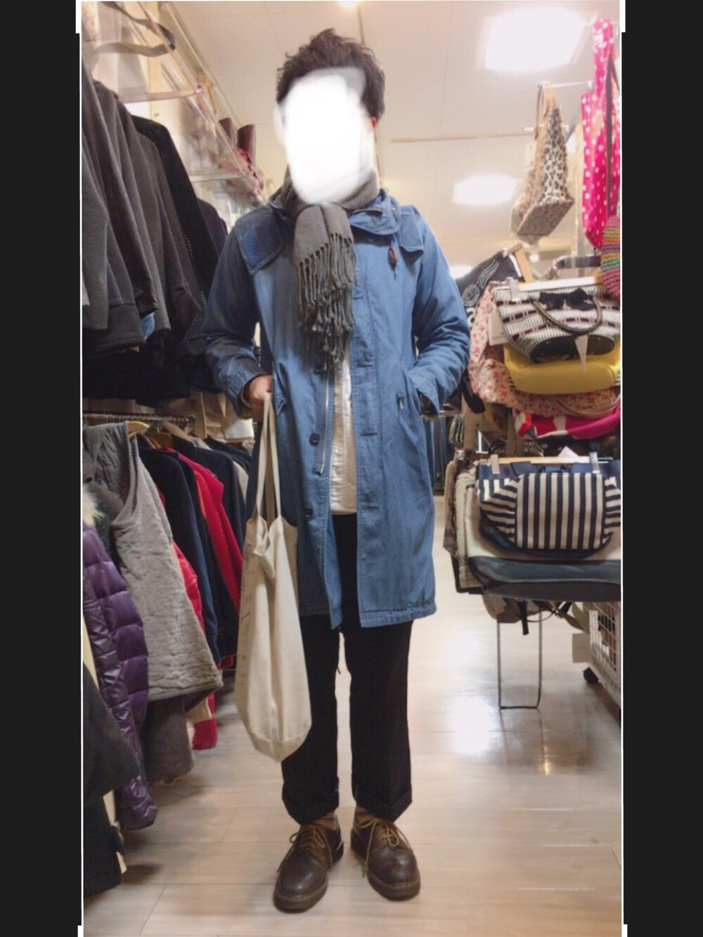 「おしゃれさんと繋がりたい、眠い、寒い、雨」｜「古着のアイテム（デニムジャケット、ブルー系）」を使った、けーい。さん（メンズ・176cm）の冬コーディネートの1枚目の写真