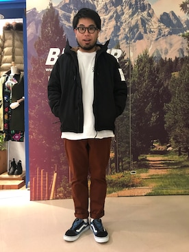 「BURLAP OUTFITTER（バーラップアウトフィッター）のアイテム（ダウンジャケット/コート）」を使った、maeyamaさん（メンズ・170cm）の秋コーディネート