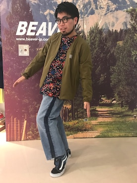「AlexanderLeeChang（アレキサンダーリーチャン）のアイテム（スニーカー）」を使った、maeyamaさん（メンズ・170cm）の冬コーディネート