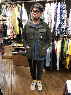 「BURLAP OUTFITTER（バーラップアウトフィッター）のアイテム（マウンテンパーカー）」を使った、maeyamaさん（メンズ・170cm）の春コーディネート