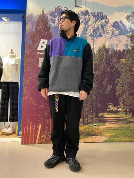 「and wander（アンドワンダー）のand wander/アンドワンダー　reflective highcut sneakers by salomon　リフレクティブハイカットスニーカーズバイサロモン（スニーカー）」を使った、maeyamaさん（メンズ・170cm）の冬コーディネート
