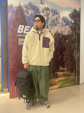 「and wander（アンドワンダー）のアイテム（バッグ）」を使った、maeyamaさん（メンズ・170cm）の冬コーディネート