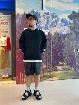 「MANASTASH（マナスタッシュ）のアイテム（サンダル）」を使った、maeyamaさん（メンズ・170cm）の春コーディネート